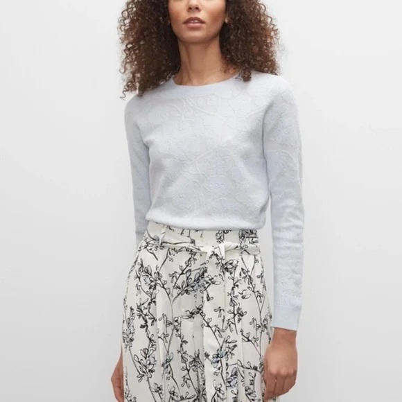 Club Monaco Blue White Floral Jacquard Long Sleeve Textured Sweater Size Small - Picture 1 of 13